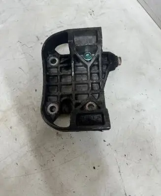 Volkswagen Touareg I Generator/alternator bracket 059903143P