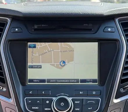 Hyundai Santa Fe Radio/CD/DVD/GPS head unit 965602W200