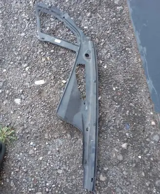 BMW 5 F10 F11 Other engine bay part 7019804 74850610