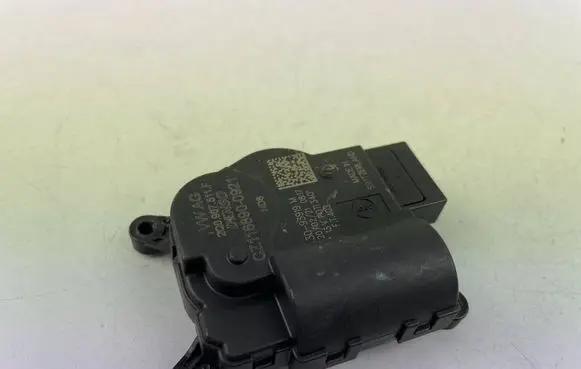 Seat Ateca Air flap motor/actuator 2Q0907511F