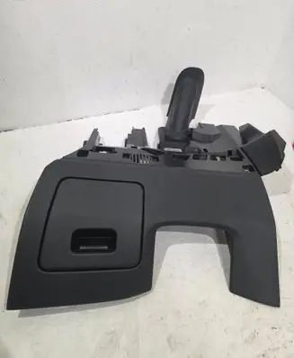 Audi Q8 Front trunk storage compartment 4M8863075
