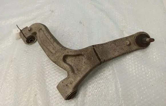 Cadillac CTS Rear upper control arm/wishbone 25684652