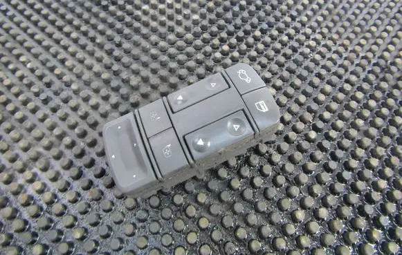 Opel Vectra C Electric window control switch 