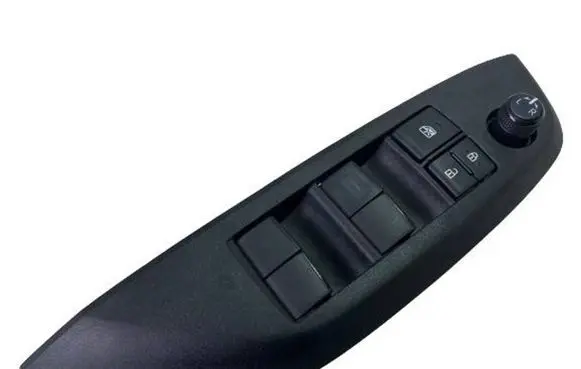 Toyota Yaris XP210 Electric window control switch 840400D020