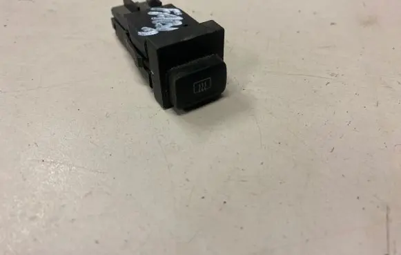 Skoda Fabia Mk2 (5J) Windscreen/window heater switch 5J0959621 T51235407