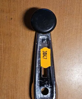 Mercedes-Benz 200 300 W123 Front door window winding handle 