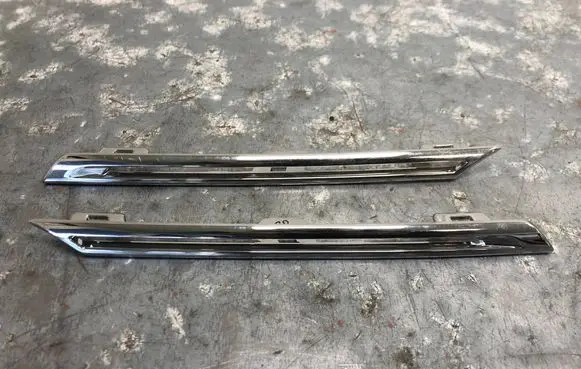Renault Megane IV Front bumper splitter molding 623861238RBILI 623861238R 623871830R