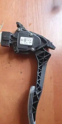 Opel Insignia A Accelerator throttle pedal 6PV00976501 29122010