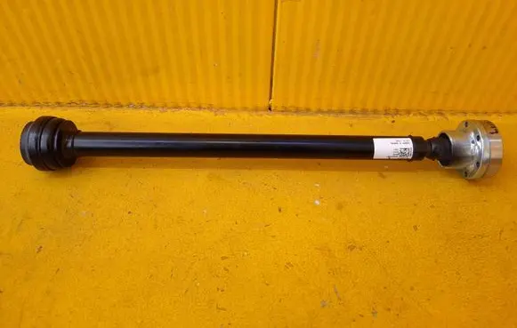 Maserati Levante Front prop shaft 06701076940