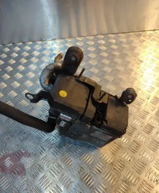 Audi A8 S8 D3 4E Auxiliary pre-heater (Webasto) 4E0265335C DC04A 9002777D
