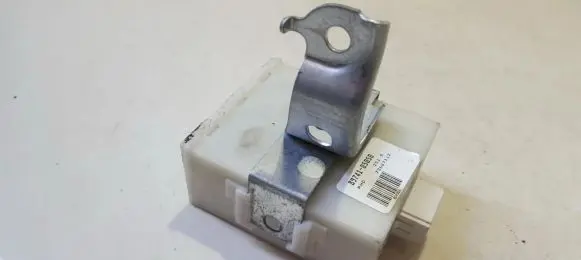 Toyota Avensis T250 Door control unit/module 8974105050 89741-05050