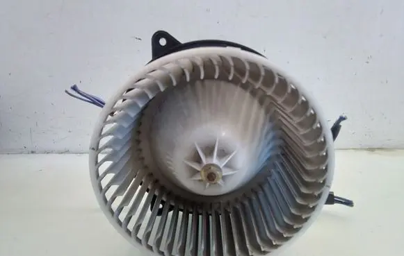 Mazda 323 F Heater fan/blower