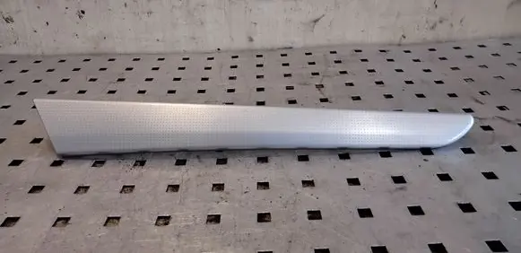 Mercedes-Benz A W169 Front door trim bar A1697270482