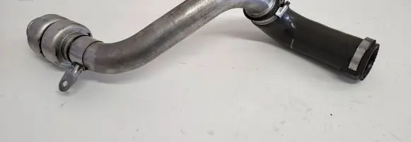 Intercooler hose/pipe