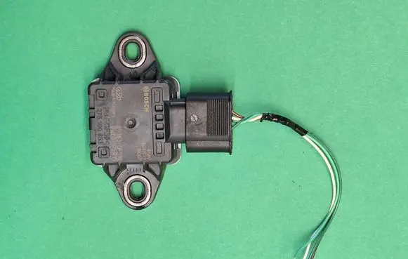 Toyota Avensis T270 ESP acceleration yaw rate sensor 891830F010 1275100853 0265005915