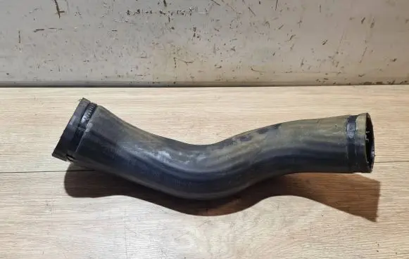 Volvo S80 Intercooler hose/pipe 30680217