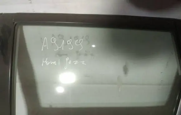 Honda Jazz Rear door window glass as2