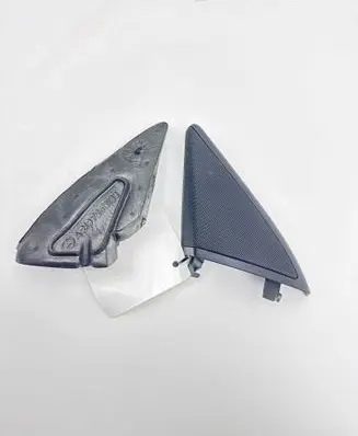Mercedes-Benz CLS C219 Front door speaker cover trim a2197250194 a2197250196