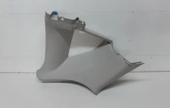 Citroen C3 (C) pillar trim 9683335277