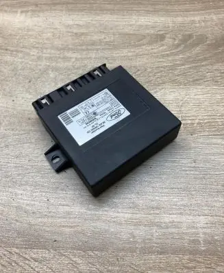 Ford Focus Comfort/convenience module 98AG15K600DD 5WK47230D