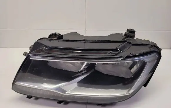 Volkswagen Tiguan Headlight/headlamp 5NB941005B