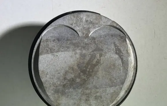 BMW M3 e92 Piston 7840922