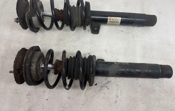 BMW X1 E84 Front shock absorber with coil spring 6851339 E84V064SLX F84V064XJ