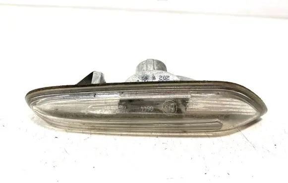 BMW 5 E60 E61 Front fender indicator light 7165741 71657411 202899