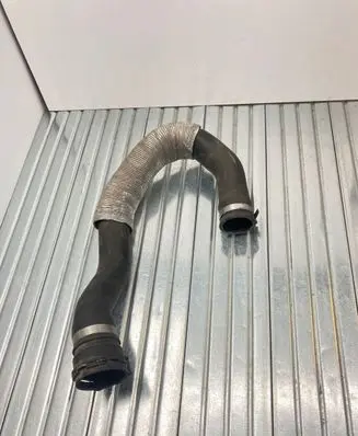 BMW 5 F10 F11 Engine coolant pipe/hose 7581942
