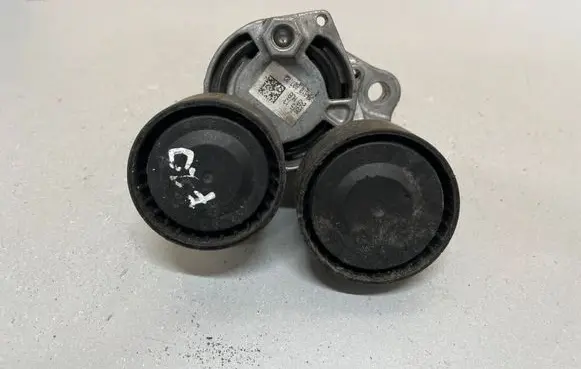 BMW 1 F20 F21 Generator/alternator belt tensioner 781080702
