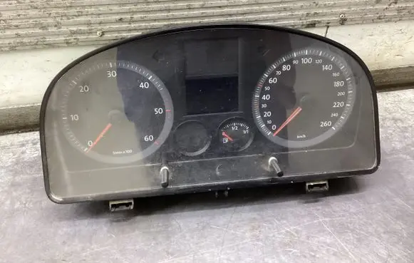 Volkswagen Caddy Speedometer (instrument cluster) V0002000 2K0920844A