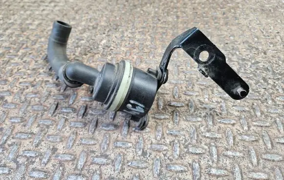 Volkswagen PASSAT B7 Electric auxiliary coolant/water pump 5N0965561A 1K0121093BP