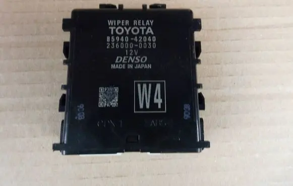 Toyota RAV 4 (XA50) Window wiper relay 8594042040