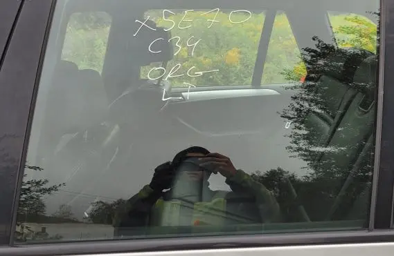 BMW X5 E70 Sliding door window/glass 