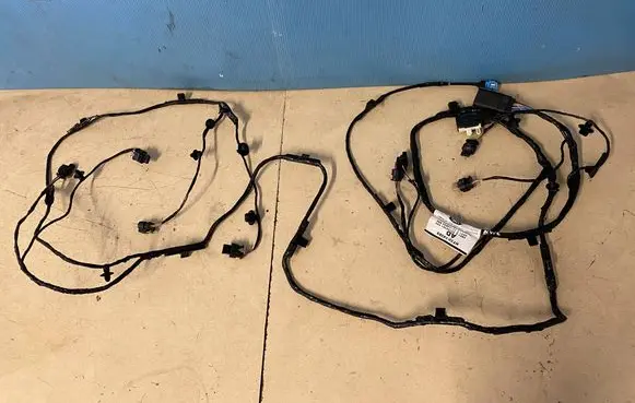 Land Rover Discovery 5 Parking sensor (PDC) wiring loom HY3214369AD