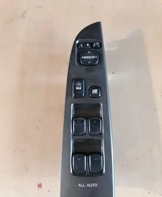Lexus IS 220D-250-350 Electric window control switch 8404053080