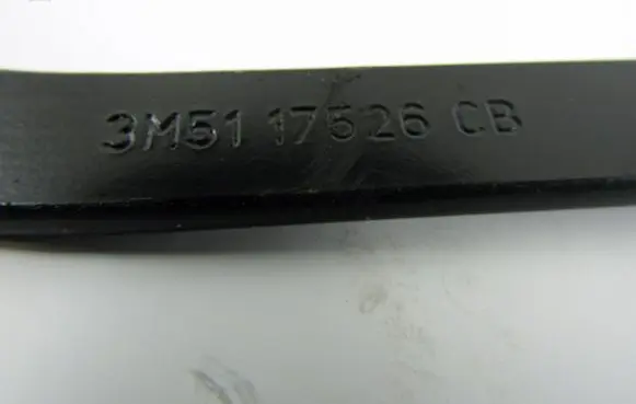 Ford C-MAX I Front wiper blade arm 3M51175