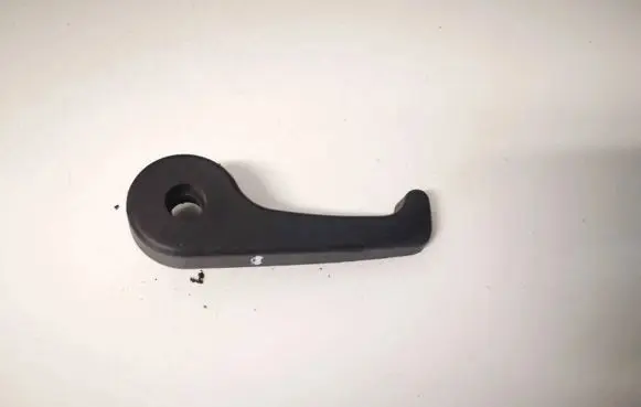 Hyundai Santa Fe Engine bonnet (hood) release handle