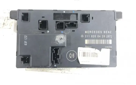 Mercedes-Benz E W211 Door control unit/module A2118200426 2118200426