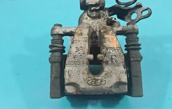 Ford Kuga I Rear brake caliper IMPRK1535969