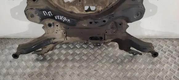 Toyota Verso Front subframe