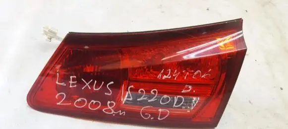 Lexus IS 220D-250-350 Tailgate rear/tail lights