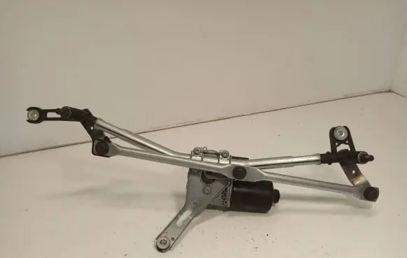 Volvo XC60 Front wiper linkage and motor W000078602 017730786022 030177BTA2A