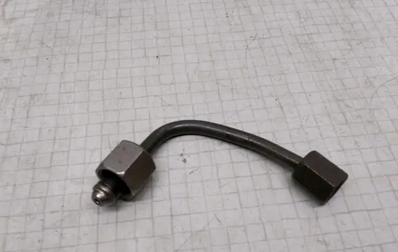 Opel Zafira B Fuel injector supply line/pipe 