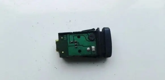 Mazda 323 Fog light switch 5825