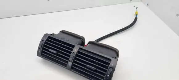 BMW 3 E46 Dash center air vent grill 8363199 83709923