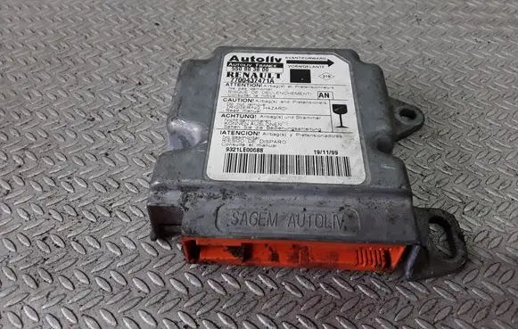 Renault Scenic I Airbag control unit/module 550803800 7700437471A