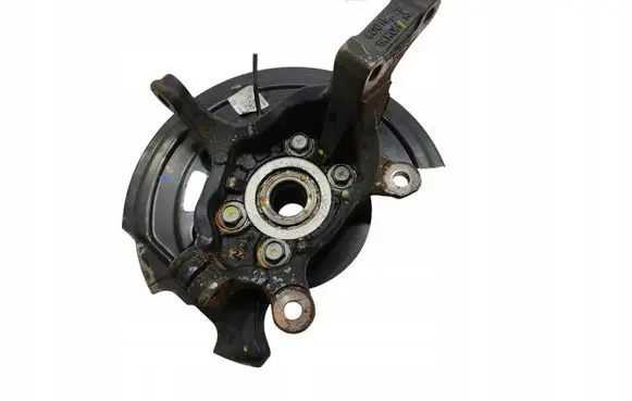 Nissan e-NV200 Front wheel hub