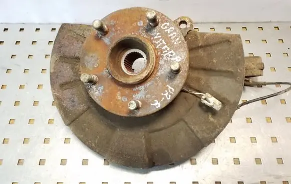 Suzuki Grand Vitara II Front wheel hub