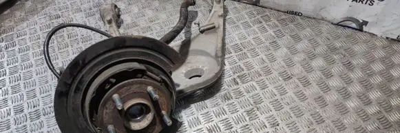 Jeep Grand Cherokee Rear wheel hub spindle/knuckle 